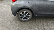 Toyota Yaris 1.5 VVT-i Icon Tech 5dr Petrol Hatchback